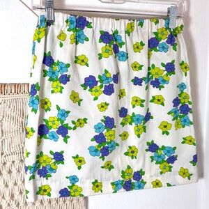 1970s 1960s VINTAGE Mod Hippie Floral White Women's Skirt Small